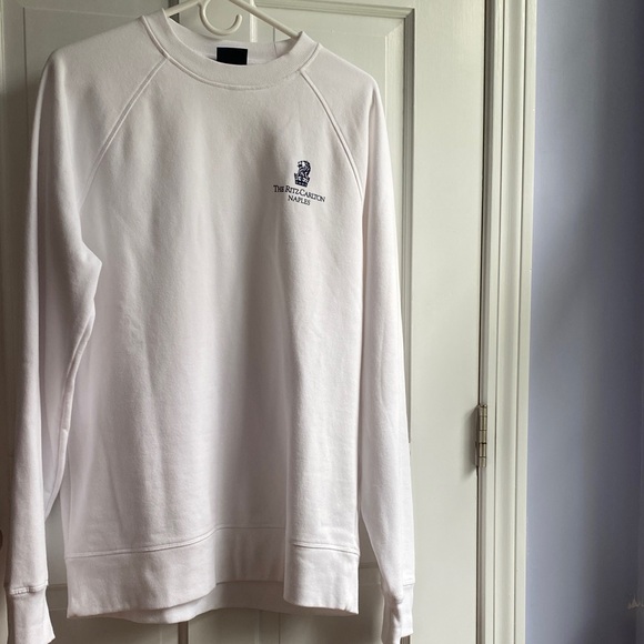 Ritz Carlton Naples White Crewneck Sweater - Picture 1 of 7